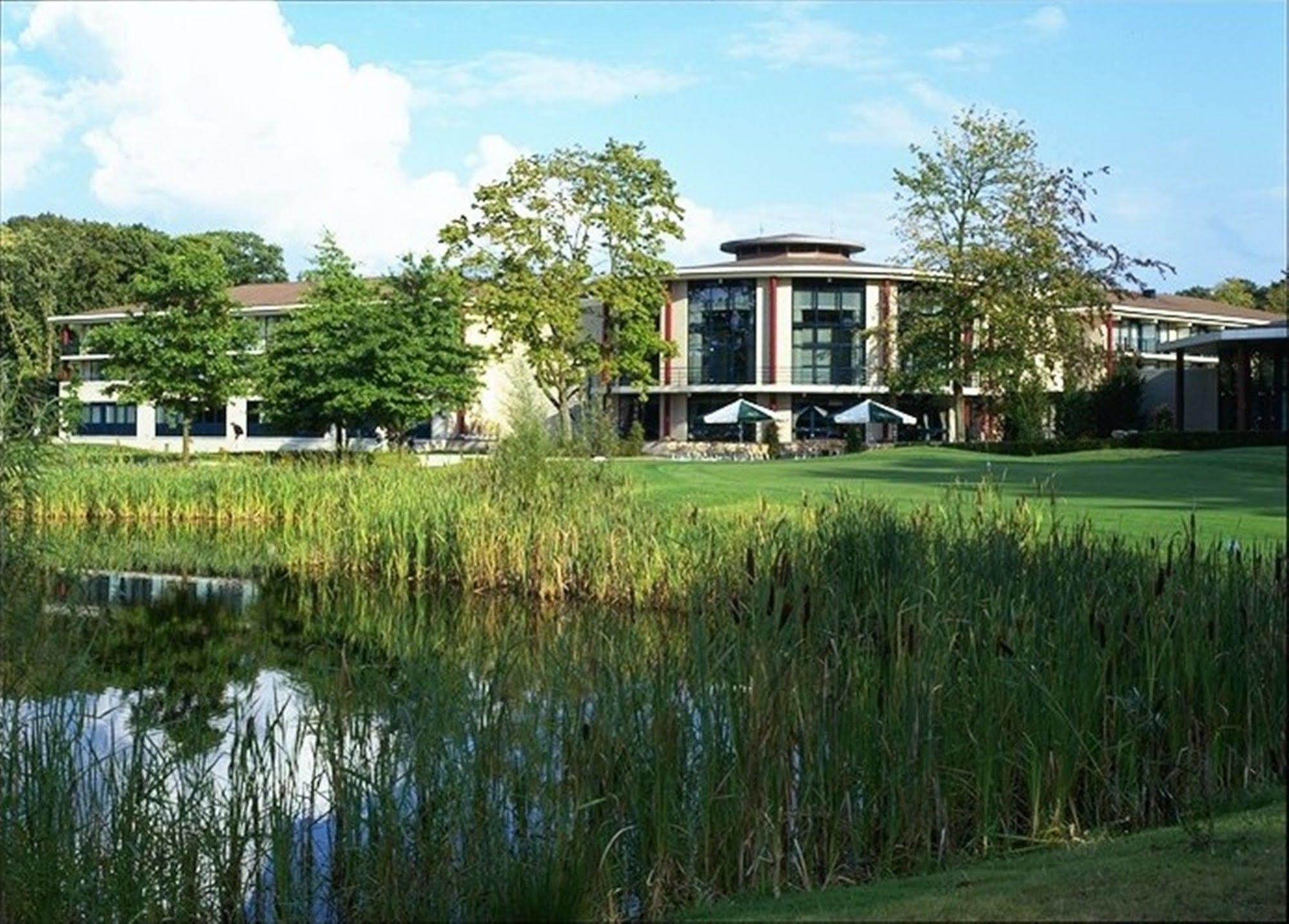 Doubletree By Hilton Royal Parc Soestduinen 4*